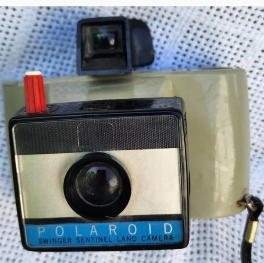 Vintage Polaroid‎ Swinger Sentinel Camera